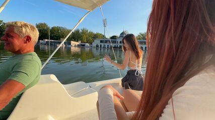 Japon MILF Porno Foursome